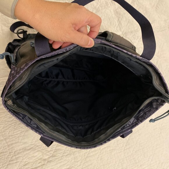 United by Blue 25L Convertible Carryall Backpack & 3L Utility Fanny Pack Bundle - Picture 4 of 8